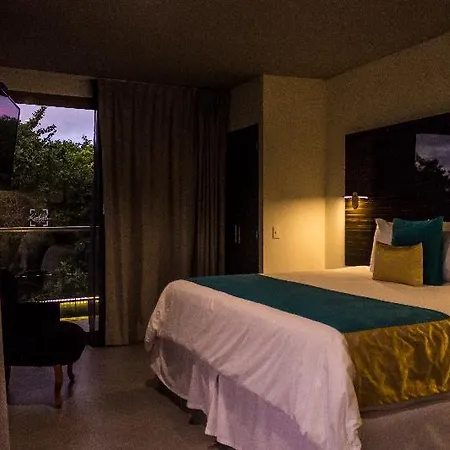 Kabah Hotel